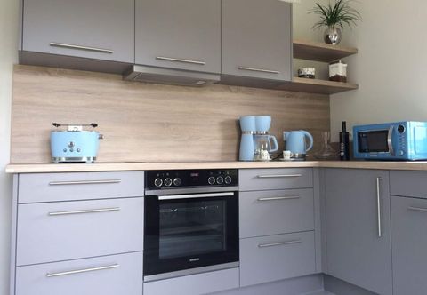 其他 Holiday Home Time out