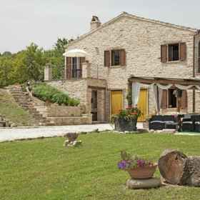 Primary image 1 Villa Aurora Comfortable Holiday Residence, โรงแรม & ที่พัก Monte Vidon Combatte