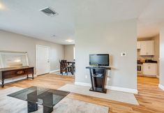 Others 3 New Hampshire Abode w/ Mountain Views, Near Skiing