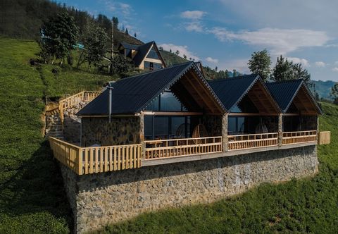 Others View Suit Bungalov