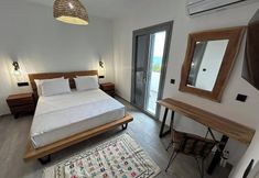 Lain-lain 2 Filia Skyros Suites