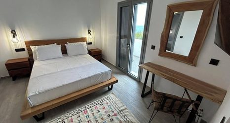 Lain-lain 2 Filia Skyros Suites