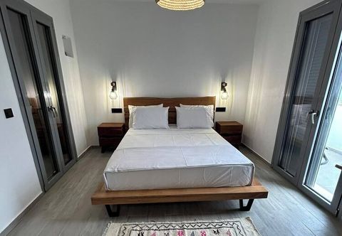 Lain-lain Filia Skyros Suites