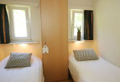 Others 3 Spacious Chalet With Two Bathrooms