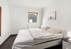 Others 3 Beautiful Duplex Near Shopping Street