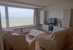 Others 7 Coastal Comfort With Views