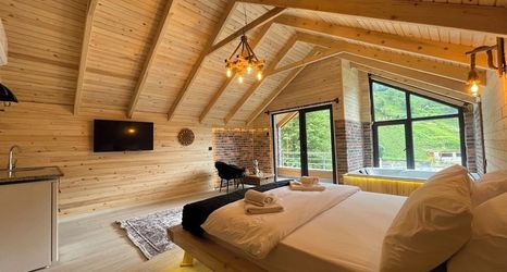 Lainnya 2 Waterside Bungalov