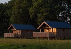 Others 3 Lodge in Drenthe With Scenic Veranda