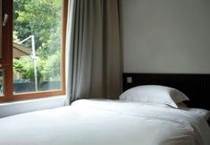 Others 2 Happy House