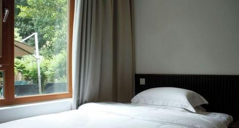 Others 2 Happy House