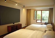 Others 4 Happy House