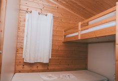 Others 7 Attractive Chalet on a Hill in Monclar-de-quercy