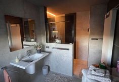 其他 7 Place to Be Modern Retreat