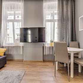 Primary image 1 RentPlanet - Apartament Kniaziewicza, Wrocław Główny Hotels