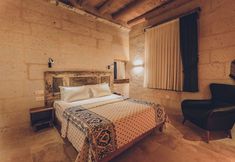 Others 4 La maison de Sisik