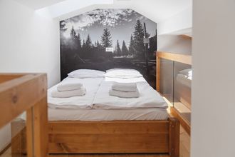 Others 4 Mountain Shelter Apartments