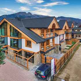 Primary image1山區庇護所公寓,Liberta INN飯店