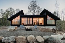 Others 58mf - Wi-fi - Pets Ok - Evc - Amazing Views 2 Bedroom Cabin by RedAwning