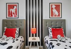 Lainnya 6 Relax in Style Pool, Resort Amenities, Near Disney