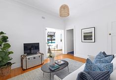 Khác 3 Absolute Seafront Bronte