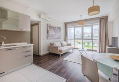 Others 7 Residence 5 min to Metro 30 min to IST Airport