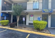 Others 4 Hilltop Inn