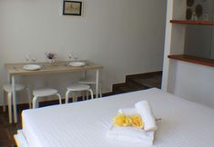 อื่นๆ 2 Porthos 113 in Roses