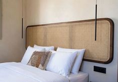 기타 6 Peranosa The Residency