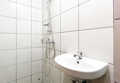 Others 6 Good And Warm Studio (No Kitchen) Bandaraya - Tallasa City Makassar Apartment