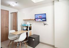 その他 7 Comfortable Studio (No Kitchen) Apartment At Bandaraya - Tallasa City Makassar