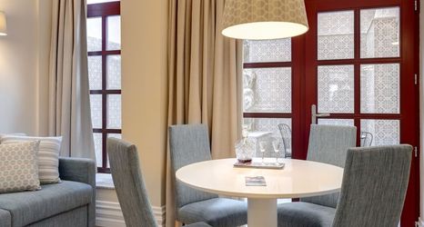 Others 2 Oporto Wine Cellars