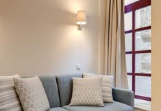 Others 3 Oporto Wine Cellars