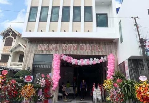 Khác Ngoc Son Hotel