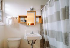 Others 5 Inn of the White Salmon