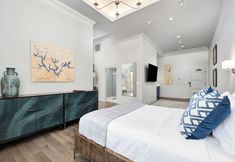 Others 2 The Flying Fifty, a Luxury Boutique Hotel