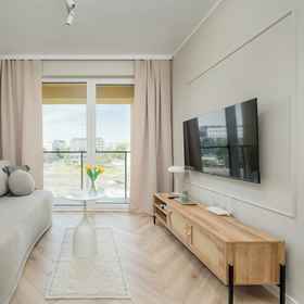 Primary image1Legnicka Modern Apartment by Renters 飯店,Fabryczna飯店