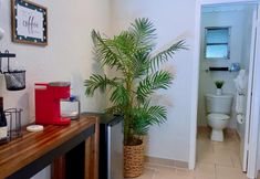 Others 2 Walk to Beach two Cottages Swimming Pool hot tub Surf and Sand Resldences