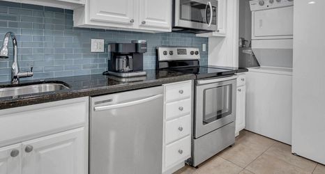 Others 2 Suite by Beach Waterfront Lago Key Three