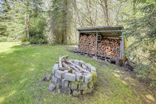 Lainnya Glacier Home w/ Deck - 18 Mi to Mt Baker Ski Area!