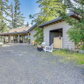 Interior 1 เตาไฟ: รีทรีตชนบทอันเงียบสงบ 15 ไมล์ถึง ยูจีน, โรงแรม & ที่พัก Willamalane Park Swim Center