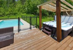 Others 2 Le St-c me- Spa-piscine- Billard - Ski Val St-c me