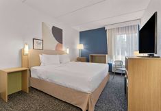 기타 2 Spark by Hilton Grand Prairie