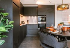 Others 4 Cozy Apartment a Stone s Throw From the Beach