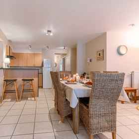 Primary image 1 在海滩旁的舒适公寓配有2个露台, 希斯特尔 酒店