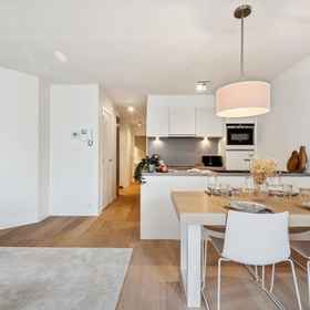 Room 1 Centrally Located 2 Bedroom Apartment With Parking, Arrondissement of Bruges Apartments