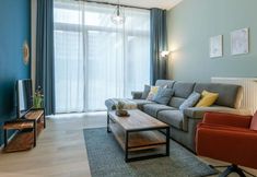 Others 7 Bright Apartment Near the Beach