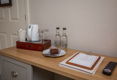 Others 6 The Anglers Arms