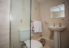 Others 4 The Anglers Arms