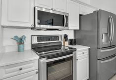 Others 5 .2 Miles From Beach, Bright and Modern Townhome, 3bd, 3bth