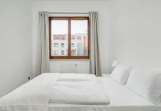 Others 2 Wrocław Krzyki Apartment by Renters